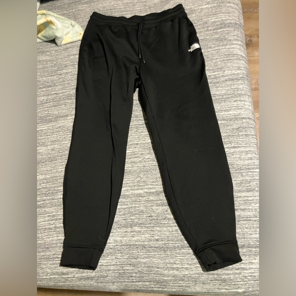 Black northface women’s sweatpants size large like new condition